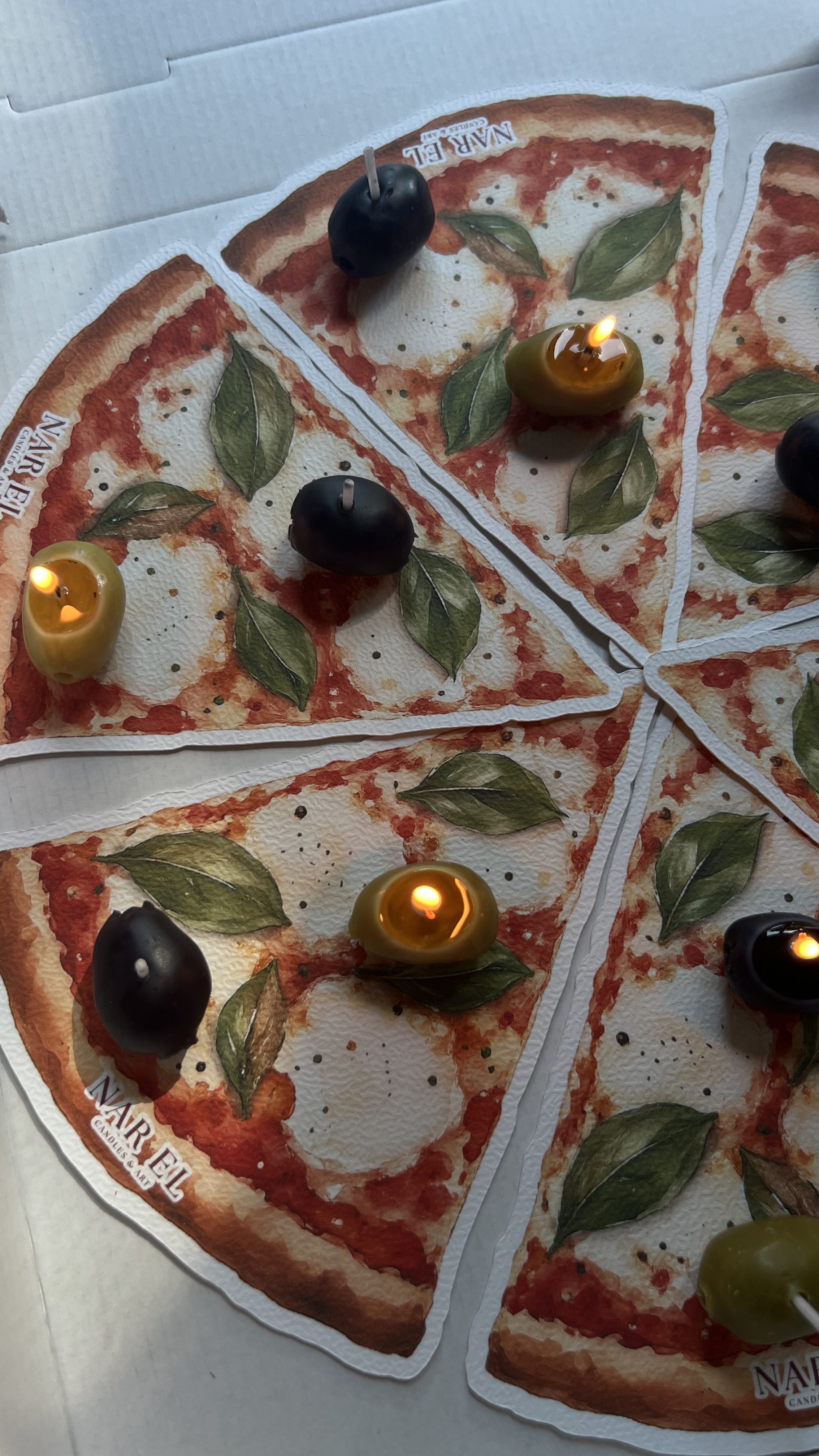 Pizza-Grußkarte mit handgemachten Oliven-Kerzen Bild 4